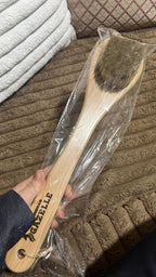 Dry brush
